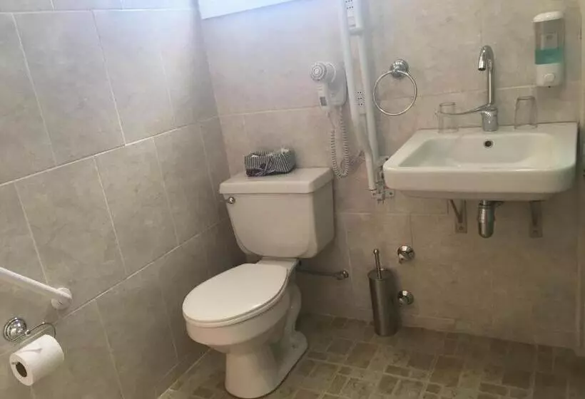 ユースホステル Hostal Loreto Belen