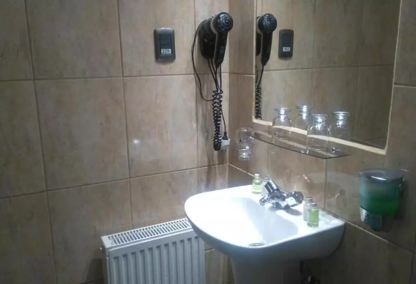 ユースホステル Hostal Loreto Belen