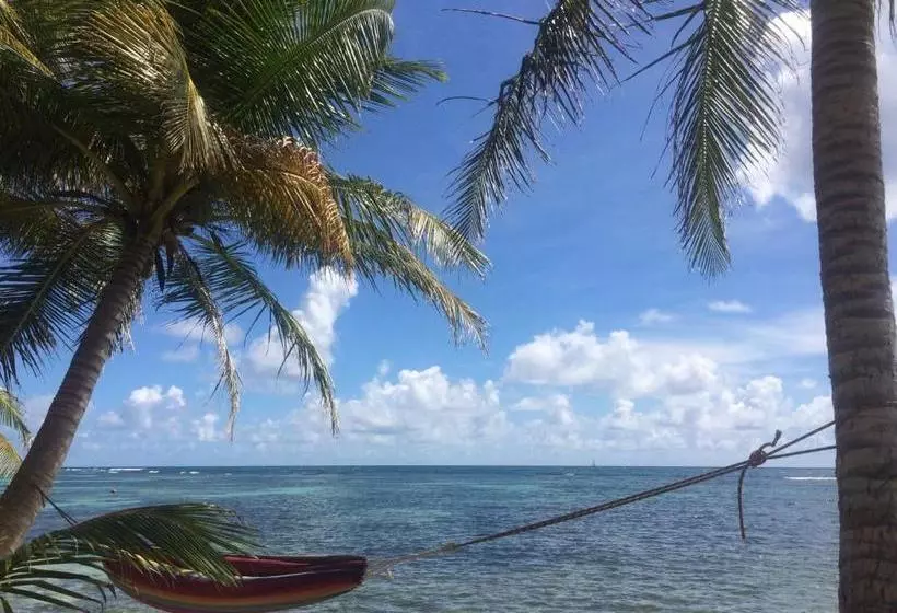 پانسیون Be On The Beach