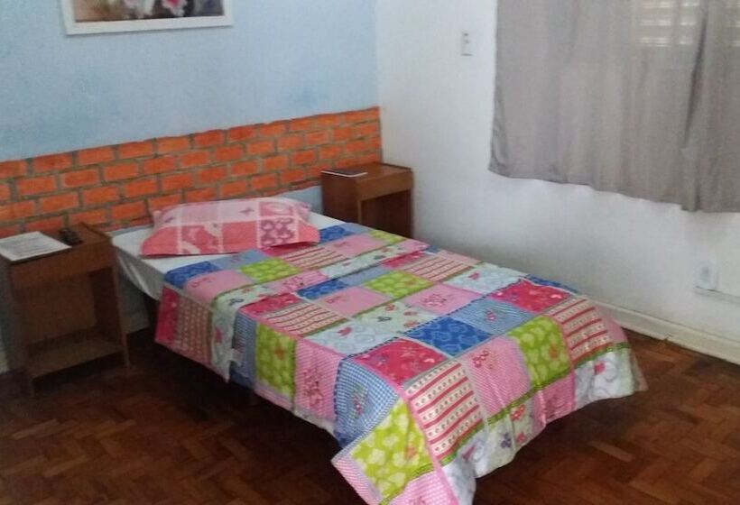 Pansiyon E Pousada Freitas