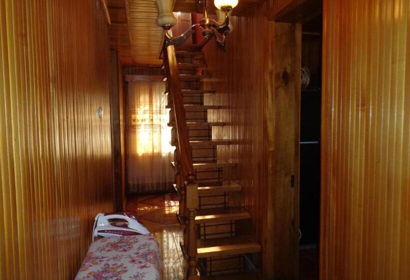 پانسیون Guest House Levan Ii Dadiani