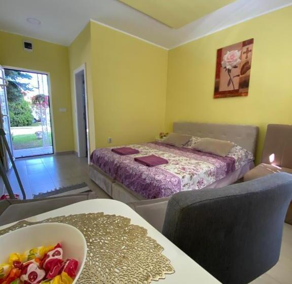 پانسیون Maslina Rooms