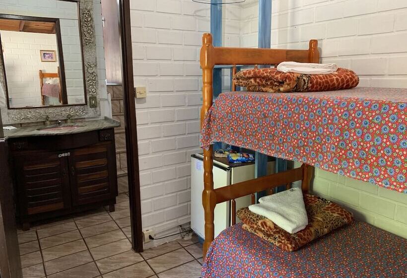 פנסיון Pousada Edelweiss