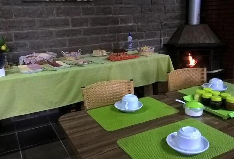 پانسیون Pousada Santo Antônio