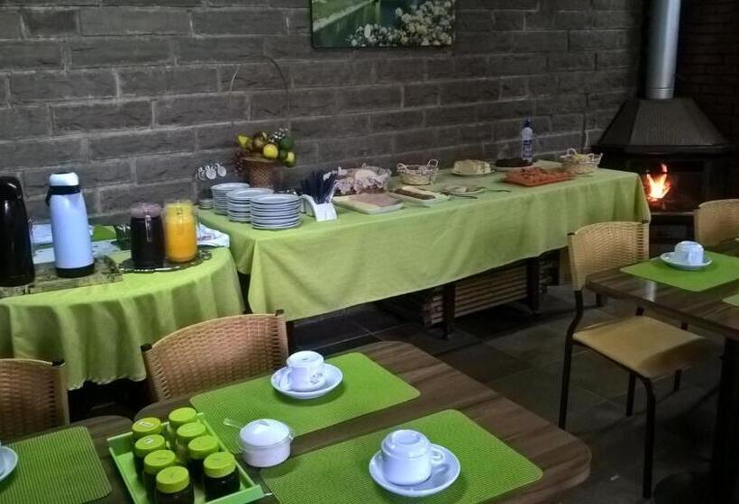 پانسیون Pousada Santo Antônio