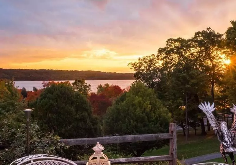 Retkeilymaja Inn At Taughannock Falls