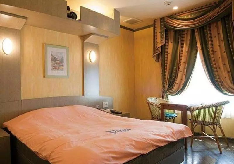 هتل Vega Takamatsu