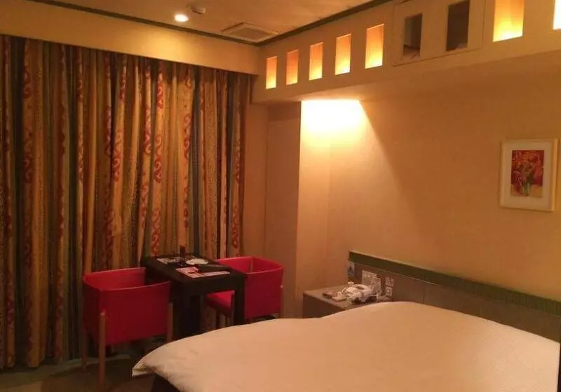 هتل Vega Takamatsu