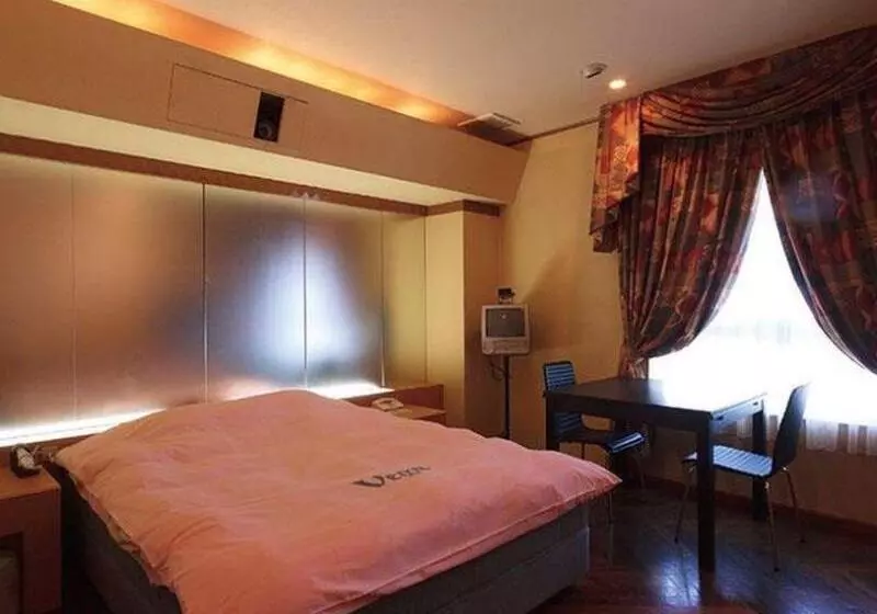 هتل Vega Takamatsu