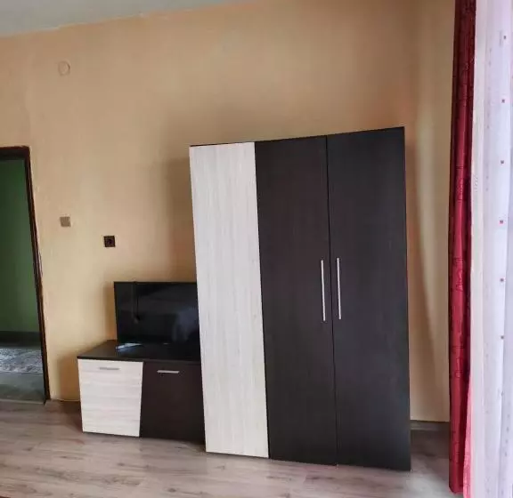 ペンション Apartment Lachevi