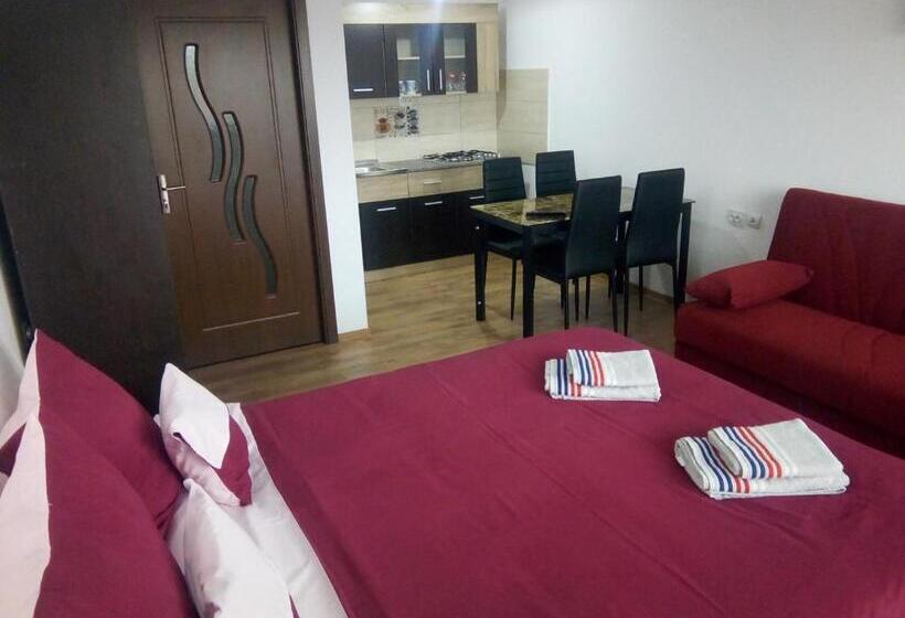 پانسیون Casa Aurora