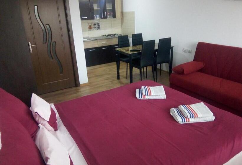 پانسیون Casa Aurora