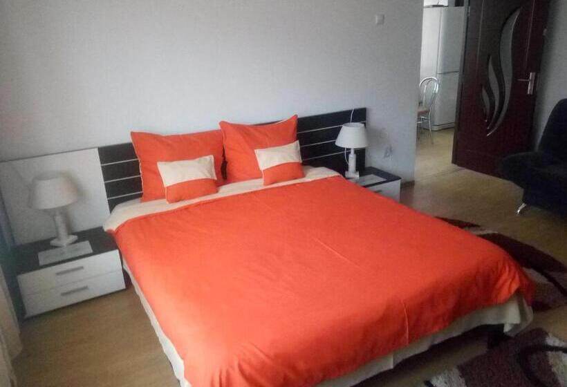 پانسیون Casa Aurora