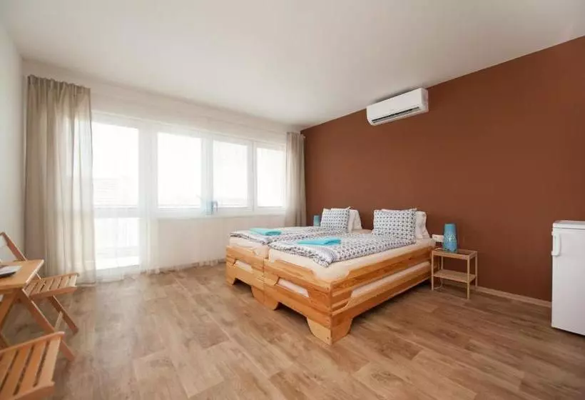 Majatalo Ubytování Merlot