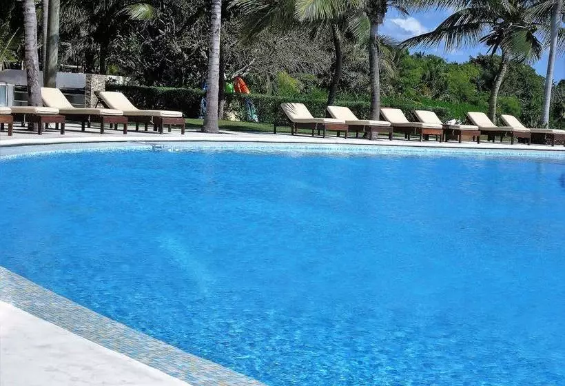 Tu Mirada Al Mar Beachfront Tower & Spa