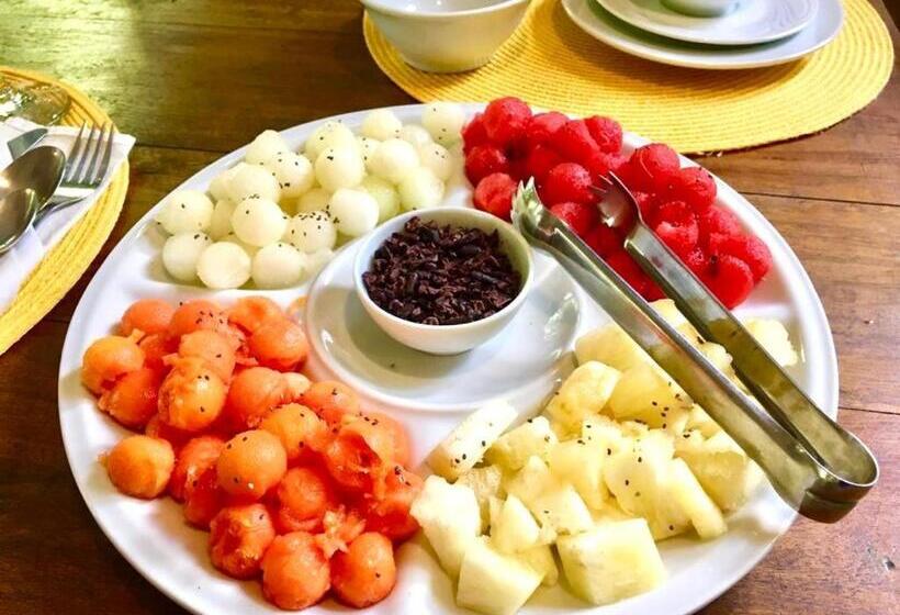 Пансион Pousada Mahat