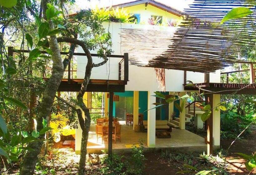 Пансион Pousada Mahat