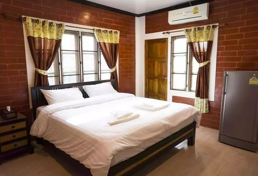 Majatalo Summer Guesthouse & Hostel