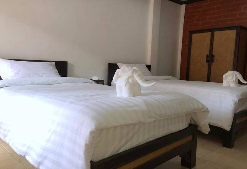 پانسیون Summer Guesthouse & Hostel