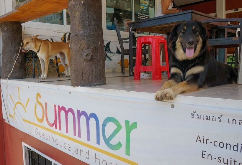 پانسیون Summer Guesthouse & Hostel