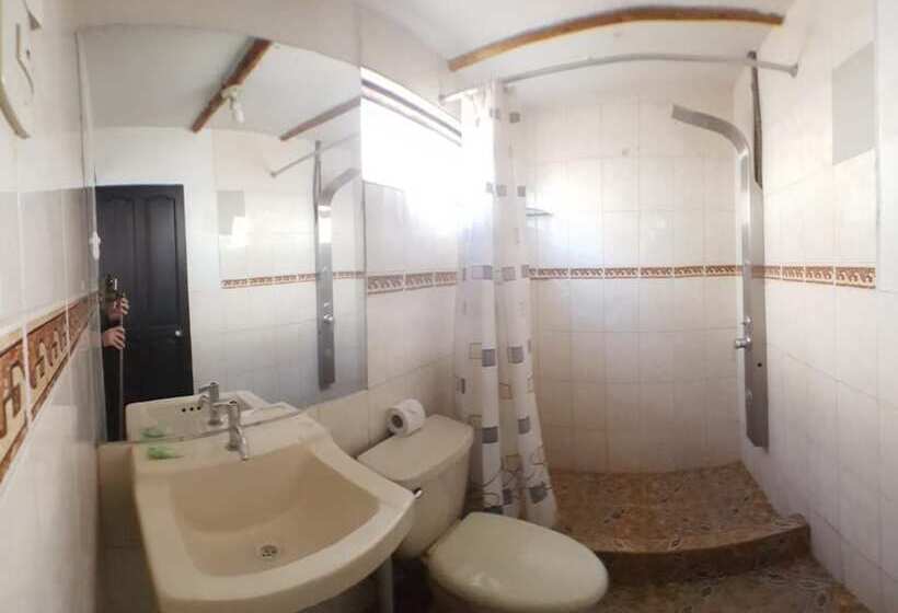 هاستل La Cabaña