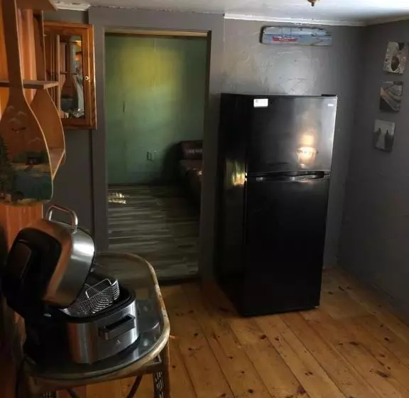 هاستل Seafarer Inn And Cottages