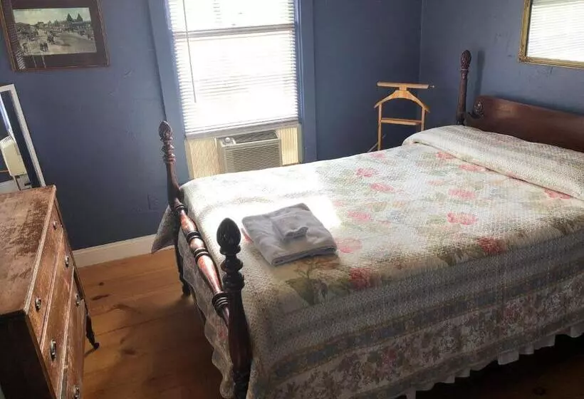 هاستل Seafarer Inn And Cottages