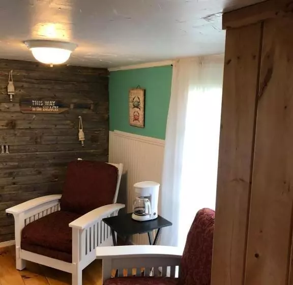 هاستل Seafarer Inn And Cottages