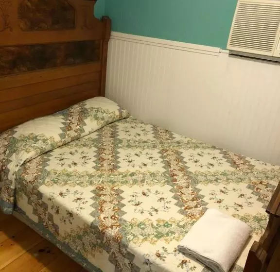 هاستل Seafarer Inn And Cottages