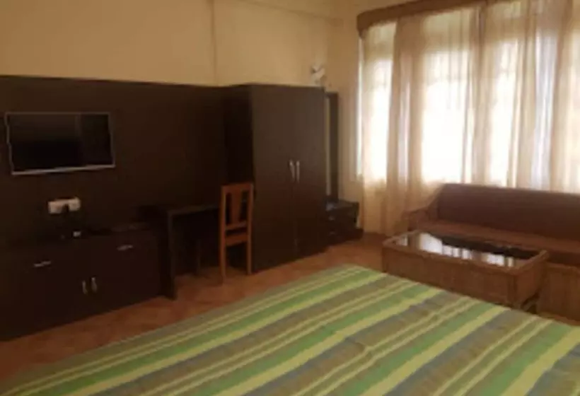 Majatalo Apsara Guest House
