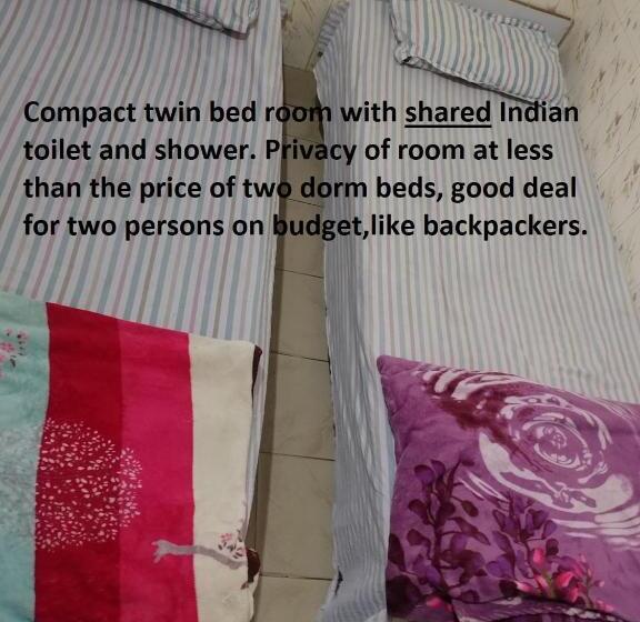 پانسیون Goldy Guest House