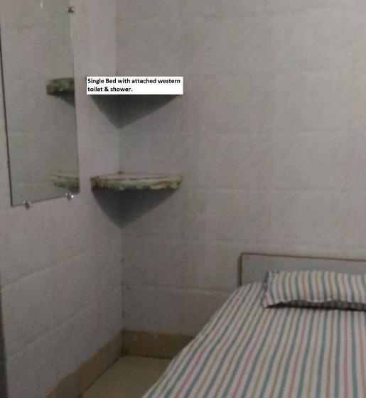 پانسیون Goldy Guest House