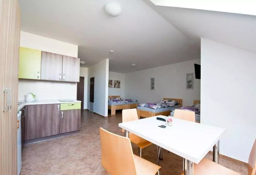 Majatalo Penzion žurek