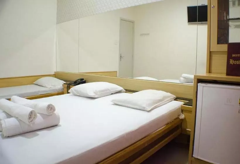 هتل Hostal