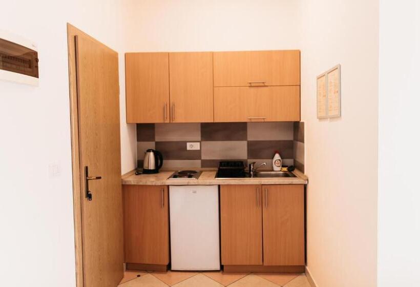 پانسیون Guest House Lalic