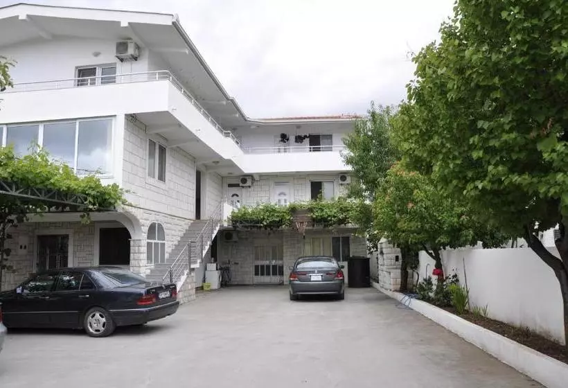 پانسیون Guest House Lalic