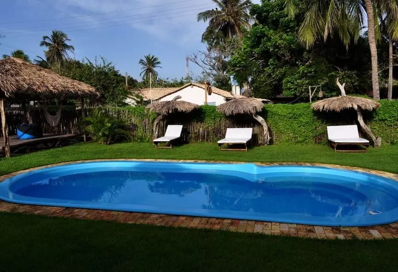 ペンション Pousada Titas