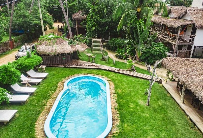 膳宿费 Pousada Titas