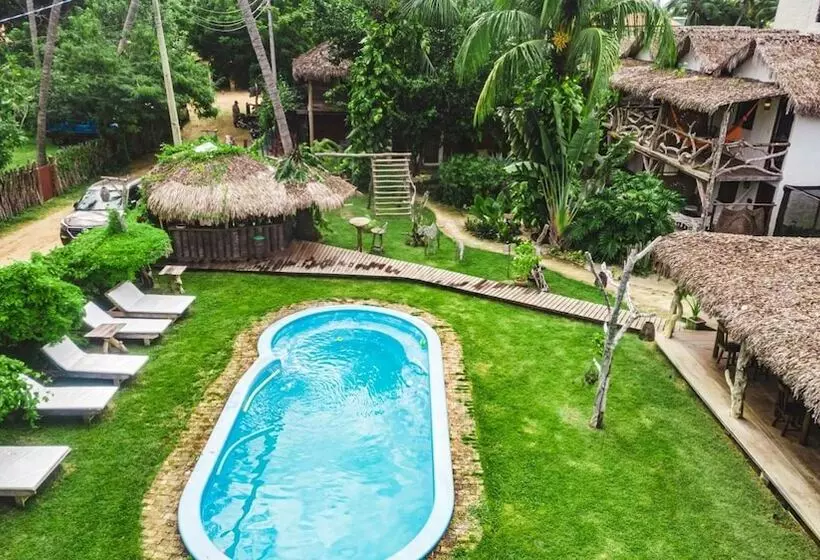 ペンション Pousada Titas