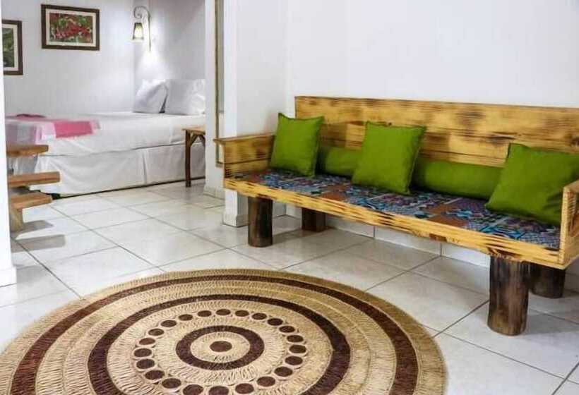 膳宿费 Pousada Titas