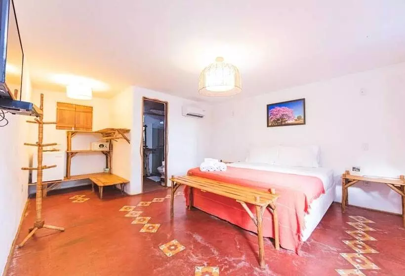 ペンション Pousada Titas