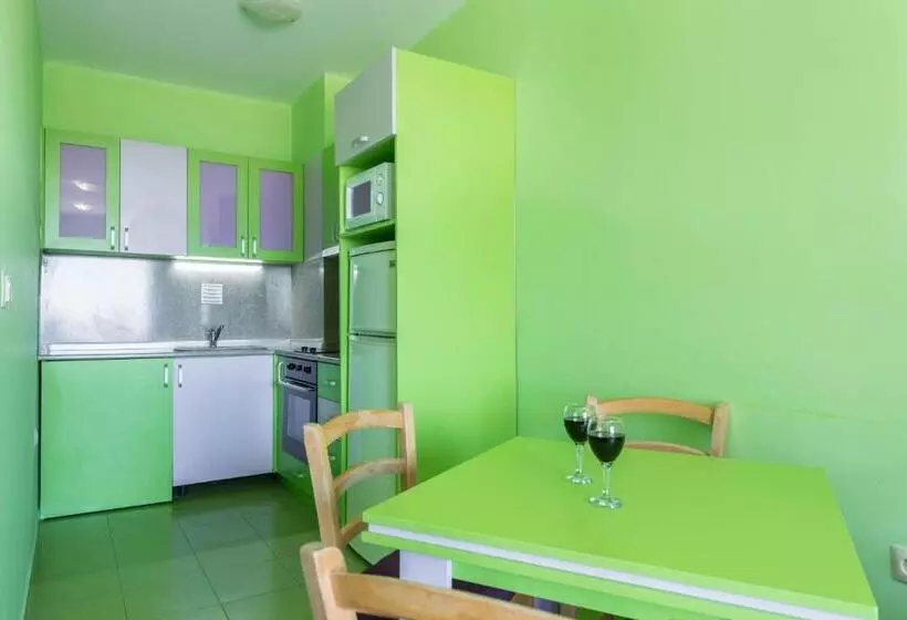 1 St Line Izvora Sea View Apartments On Golden Sands