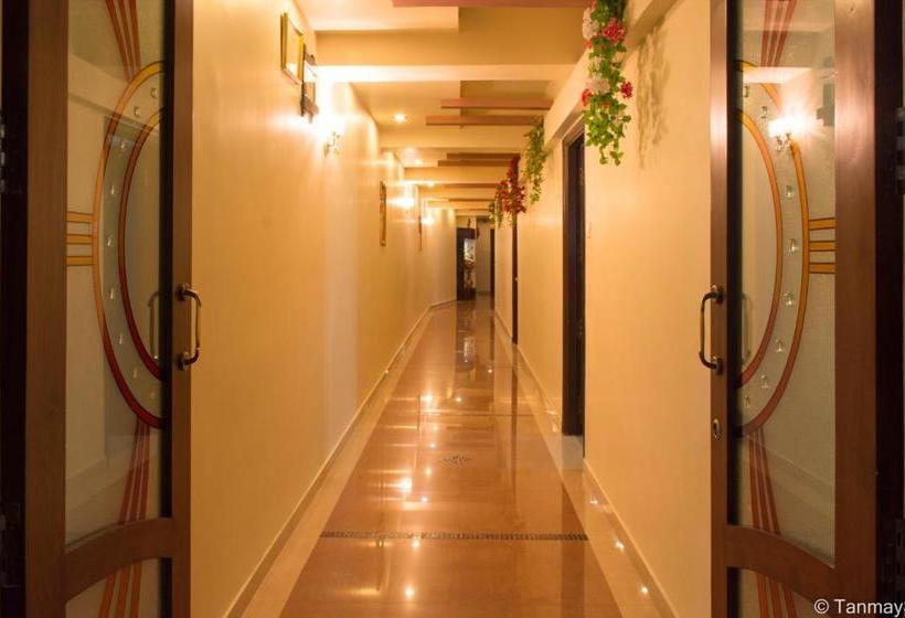 호스텔 Vora Corporate Inn