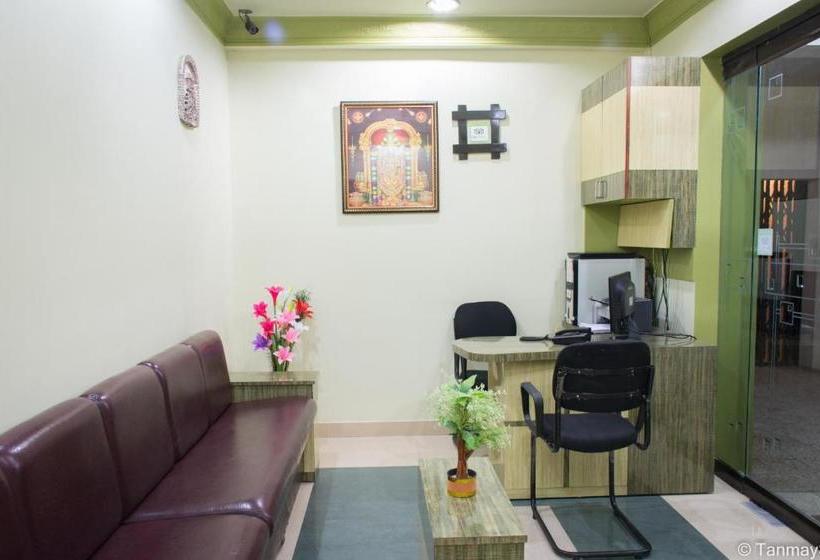 호스텔 Vora Corporate Inn