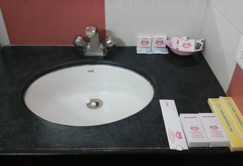 호스텔 Vora Corporate Inn