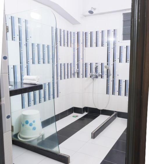 호스텔 Vora Corporate Inn