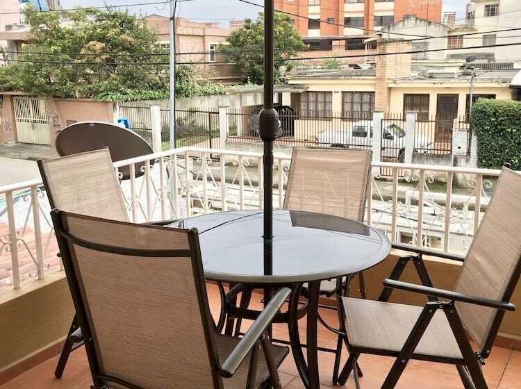 Пансион Nass Bed & Breakfast