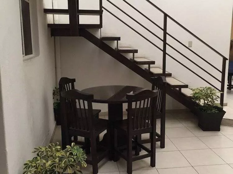 Pensione Nass Bed & Breakfast