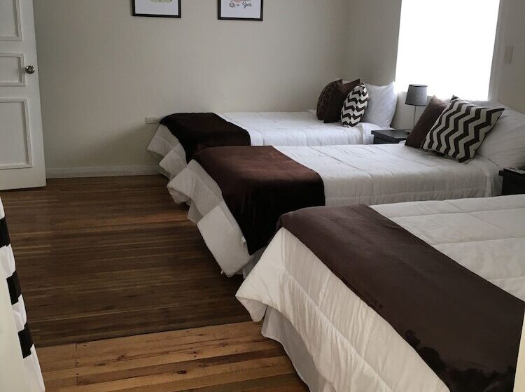 Пансион Nass Bed & Breakfast