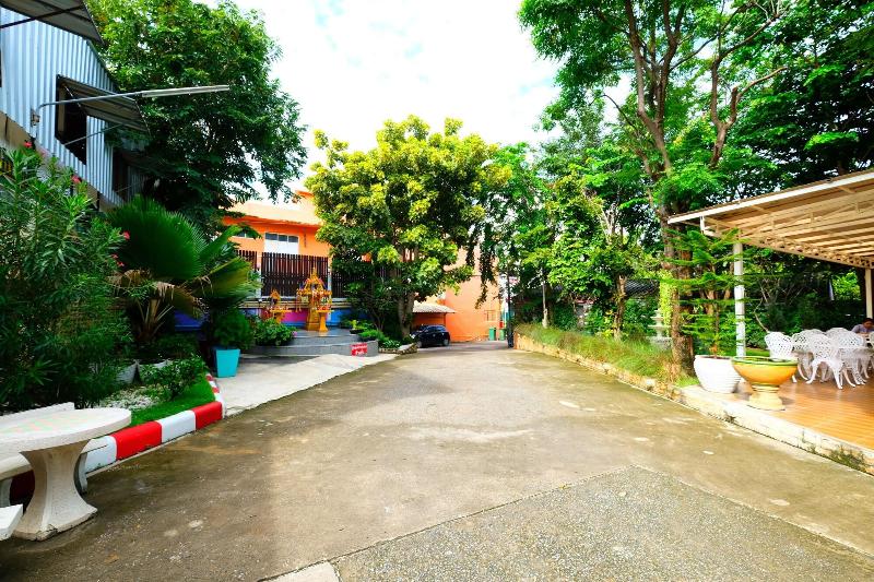 Общежитие Rak Kun Resort 2